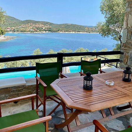 פירגדיקיה Villa Valia: Traditional Luxurious Residence מראה חיצוני תמונה