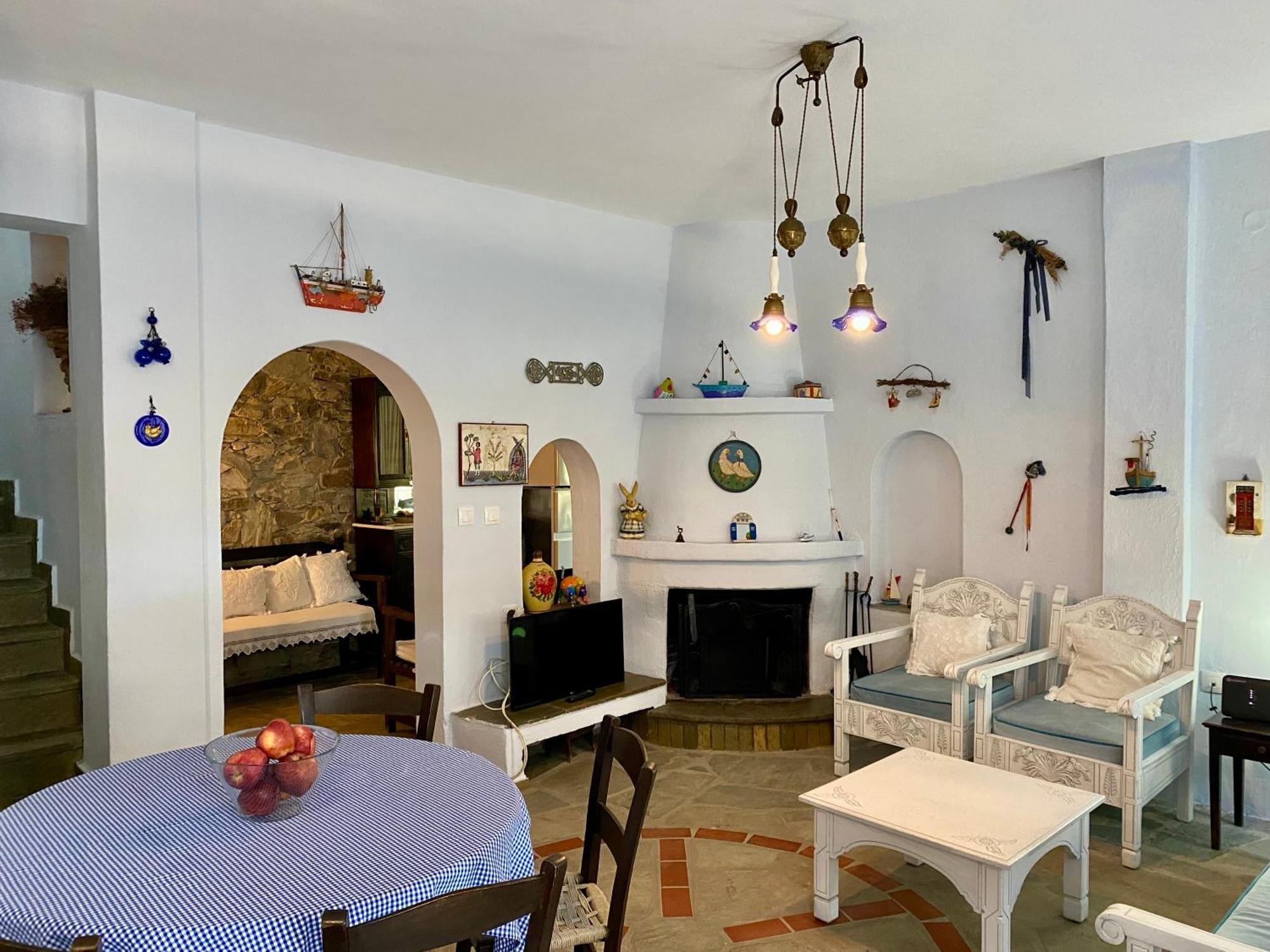פירגדיקיה Villa Valia: Traditional Luxurious Residence מראה חיצוני תמונה